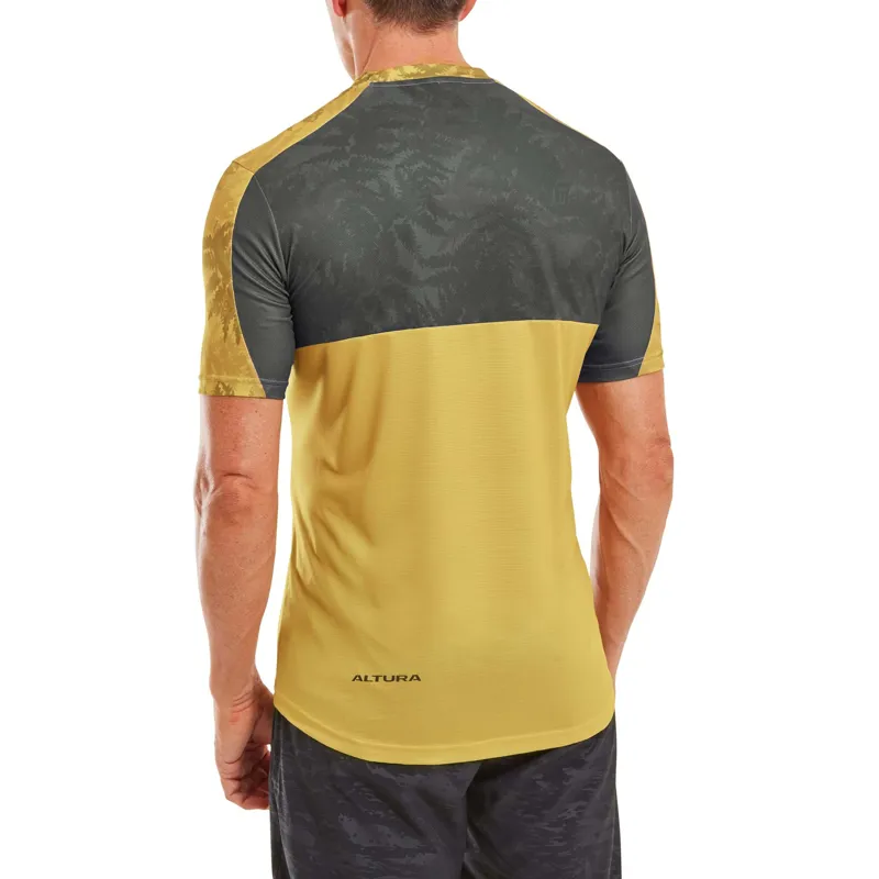 Altura Kielder Lightweight Short Sleeve Jersey in Yellow-1